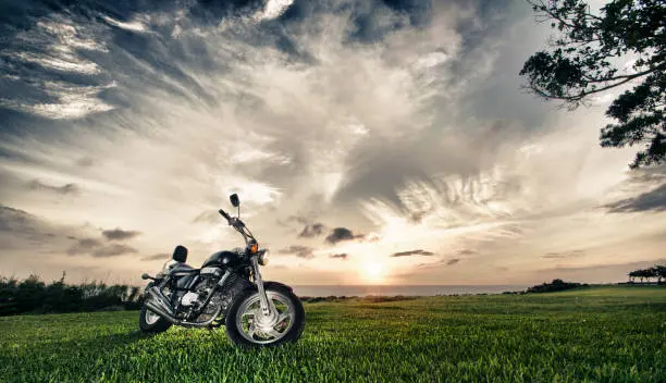 high-performance scooter,fuel-efficient 150cc scooter,CVT transmission technology,urban mobility solutions,Zukida scooter lineup,maxi-scooter engineering