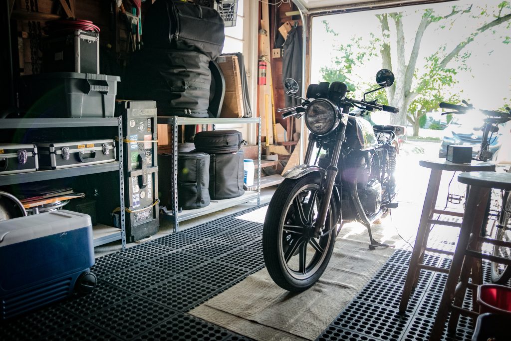 dirt bike's specification and build